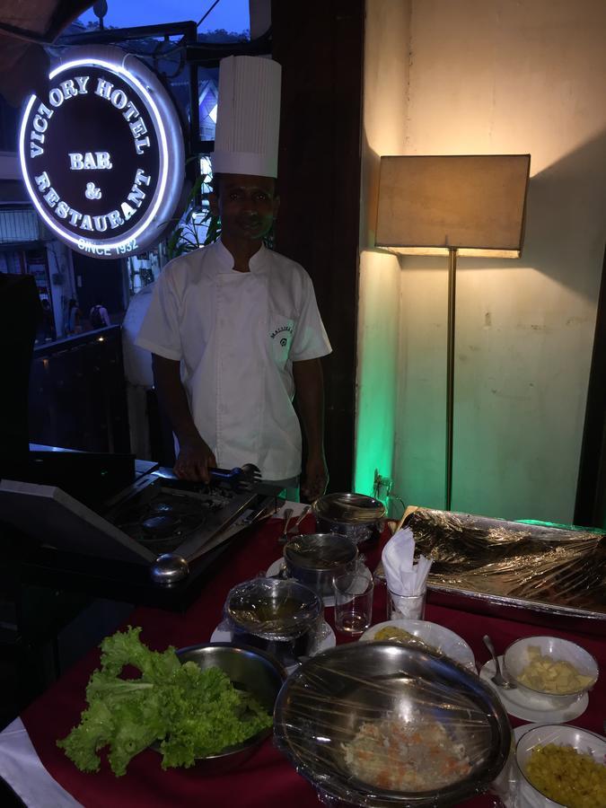 Victory Hotel كاندي المظهر الخارجي الصورة